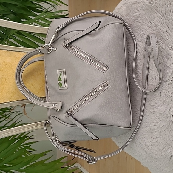 Juicy Couture Sholder/Crossbody Bag ❤️ - Picture 1 of 8